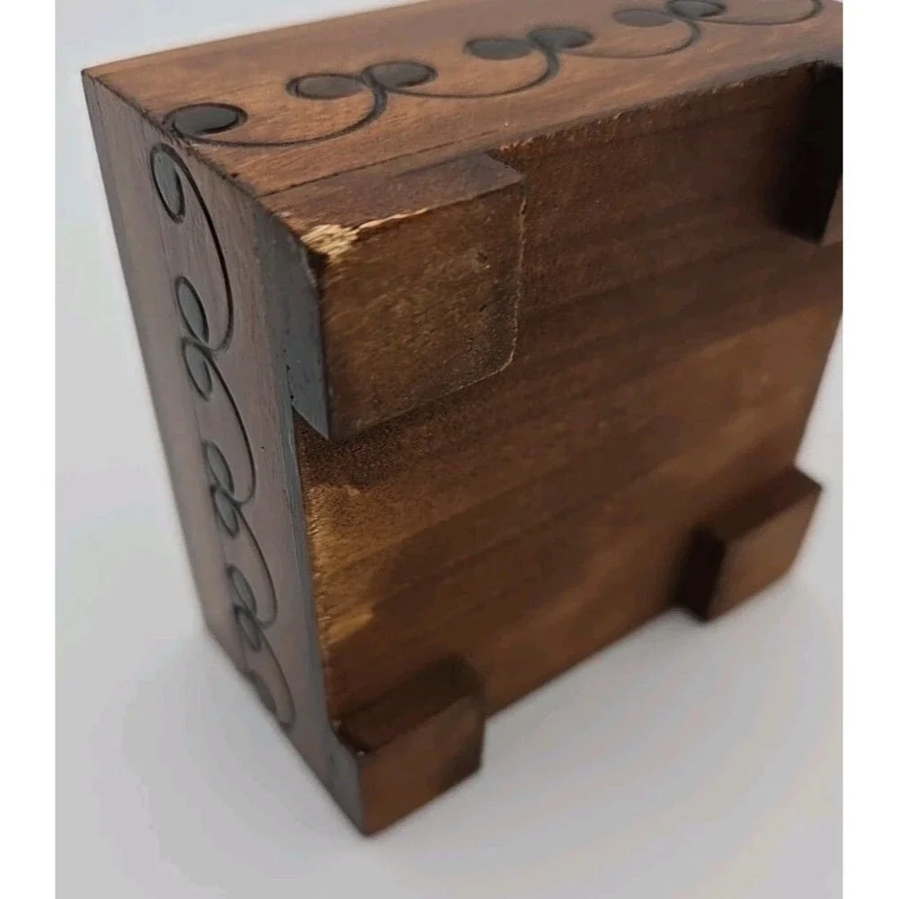 Hand Carved Wooden‎ Trinket Box Hearts Design Rustic 3x3in Vintage Keepsake